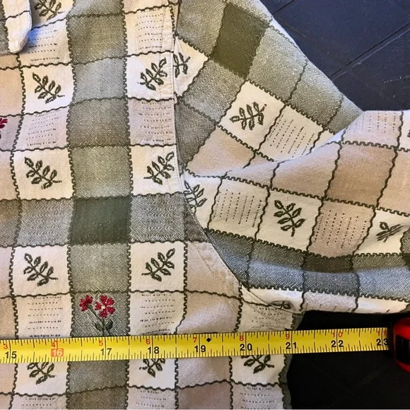 CASEY & MAX Vintage Women's Shirt Size L 100% Cotton Floral Plaid Button Down - Picture 6 of 7